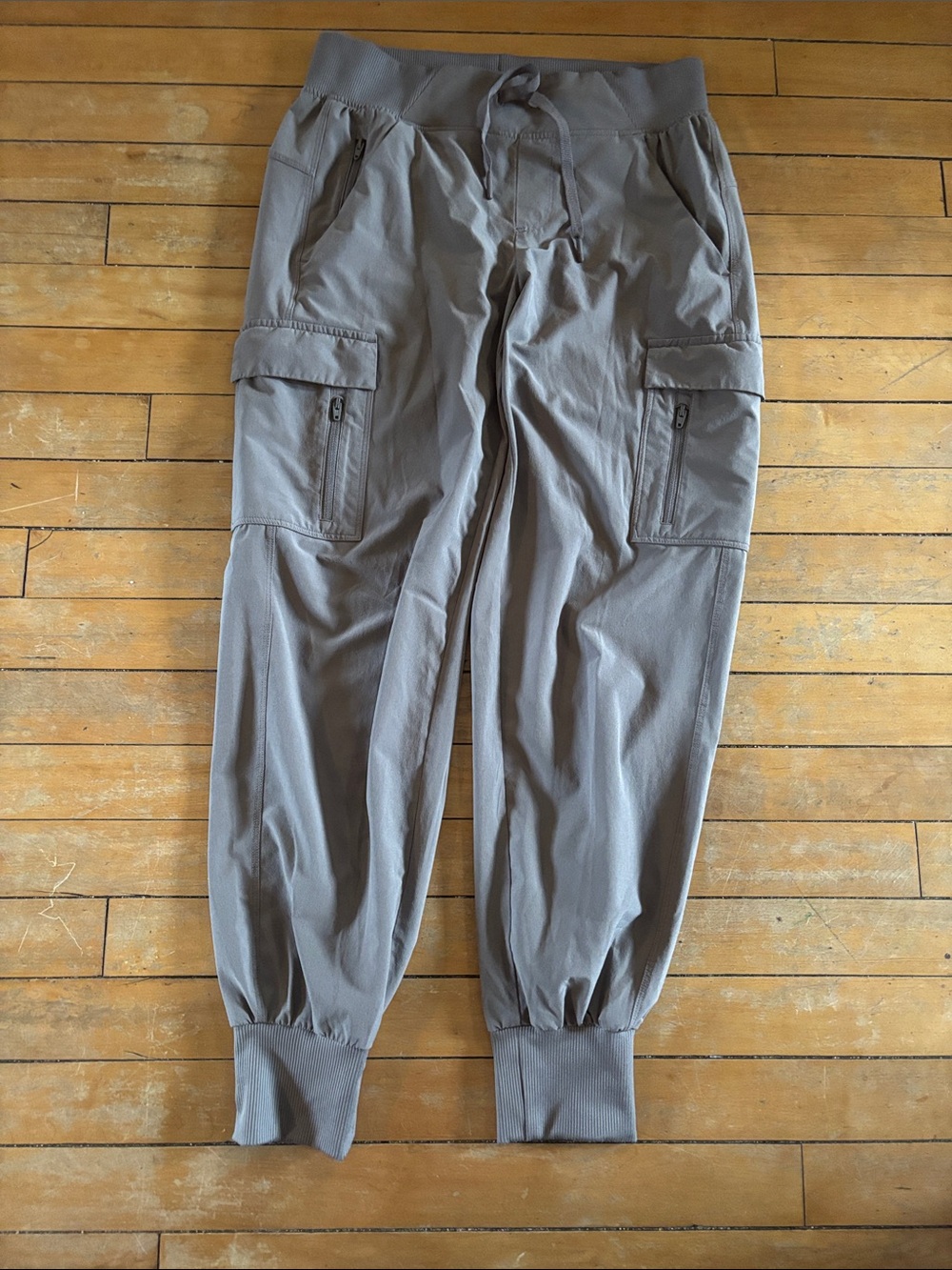 EUC all in motion Taupe Cargo Jogger Pants